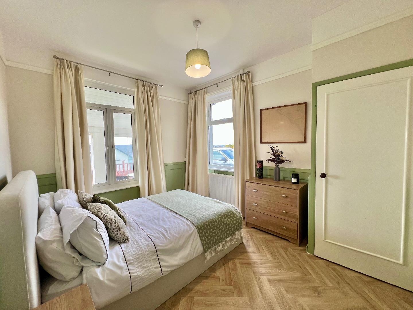 Craig Yr Eos Bungalow, Slon Lane, Ogmore-By-Sea, Vale Of Glamorgan, CF32 0PN